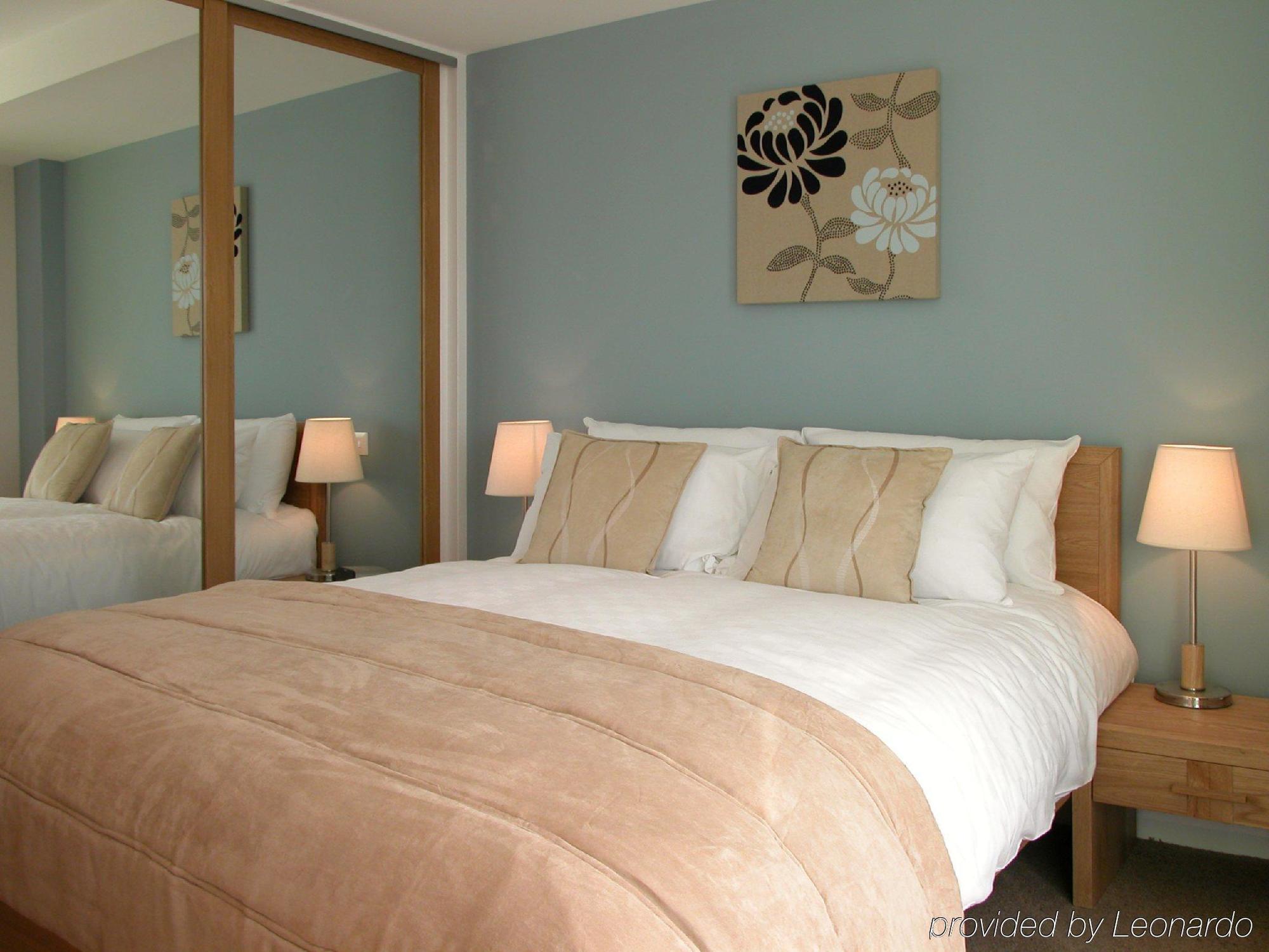 Liberty Wharf Apartments Saint Helier Quarto foto
